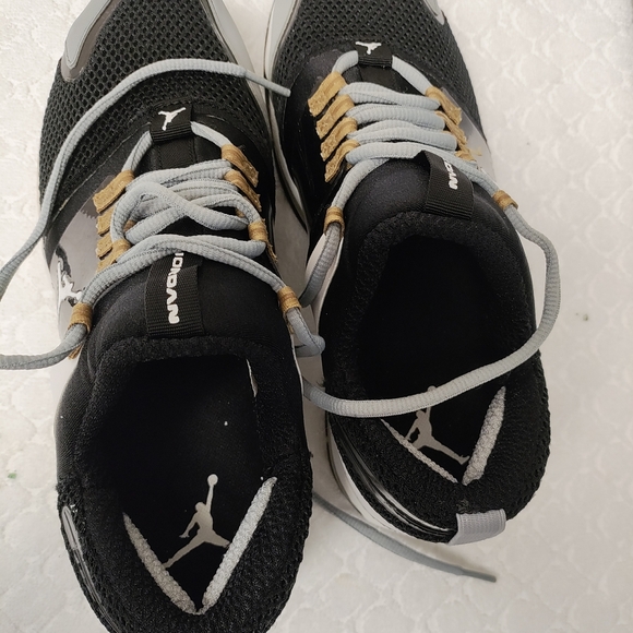 Rare Jordan Alpha Trunner Max Black White Metallic Gold Grey Men’s 8 Damaged - Picture 9 of 11